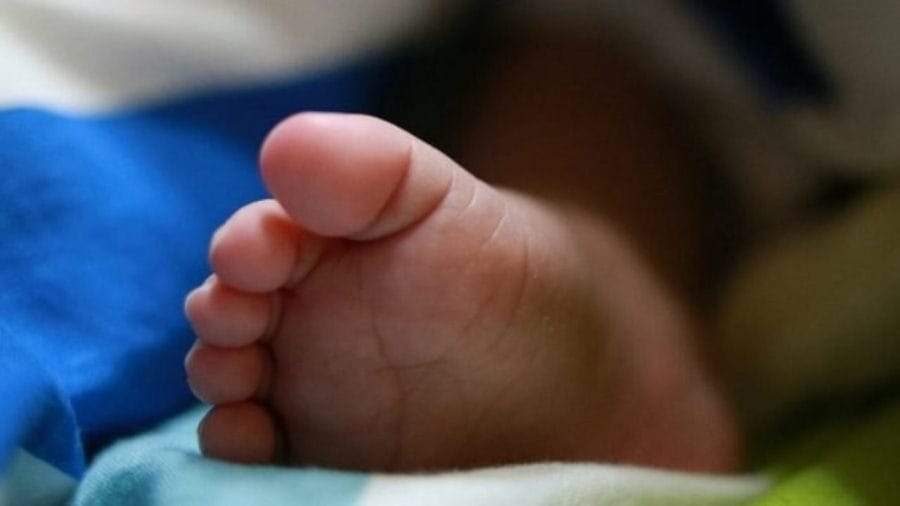 ¡Terrible tragedia! Bebé murió tras ser introducido en un horno por su madre imagen de la publicación