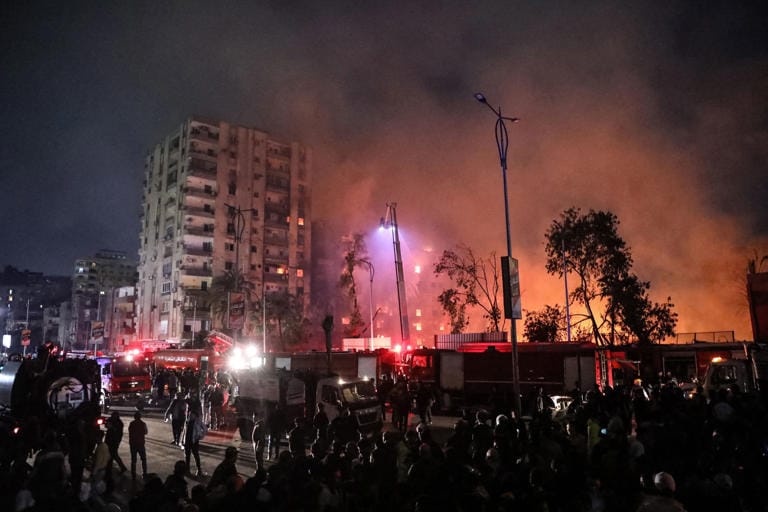 Incendio en set de serie dejó al menos 14 heridos imagen de la publicación