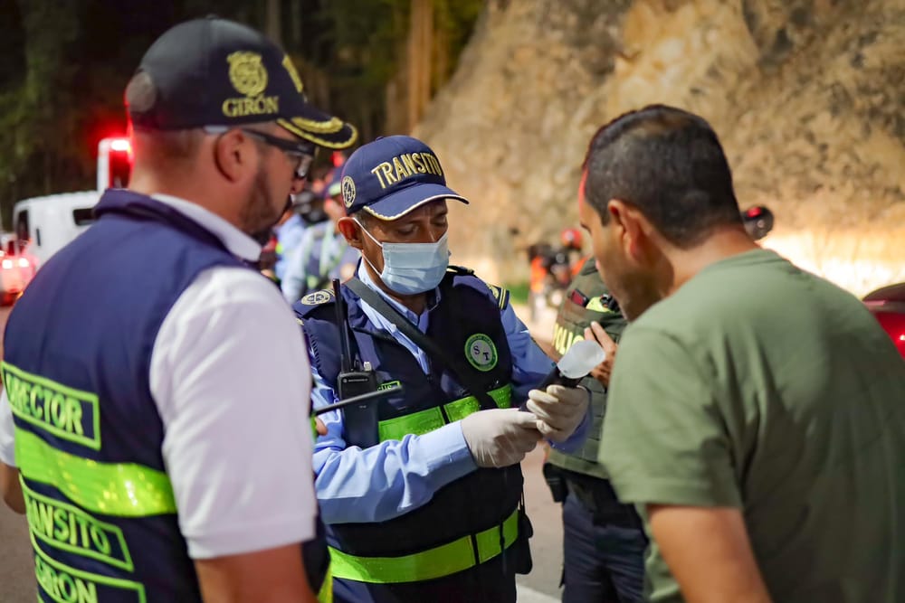 Reaparecen operativos de alcoholemia en Girón tras 5 años de ausencia imagen de la publicación