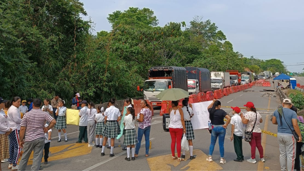 Estudiantes de escuelas rurales de la Lizama exigen docentes imagen de la publicación