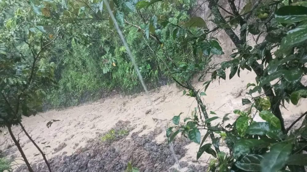 Alerta roja por deslizamientos en 14 municipios de Santander imagen de la publicación