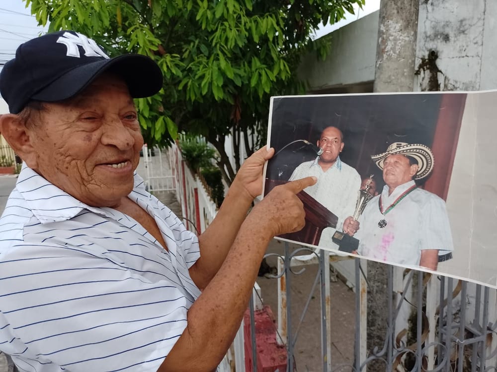 ¡Fiesta en corraleja! imagen de la publicación