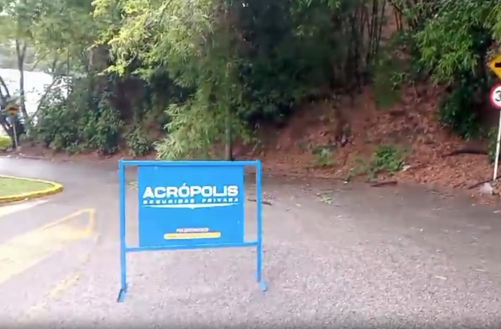 Lluvias desatan caos en vías y parques de Floridablanca imagen de la publicación