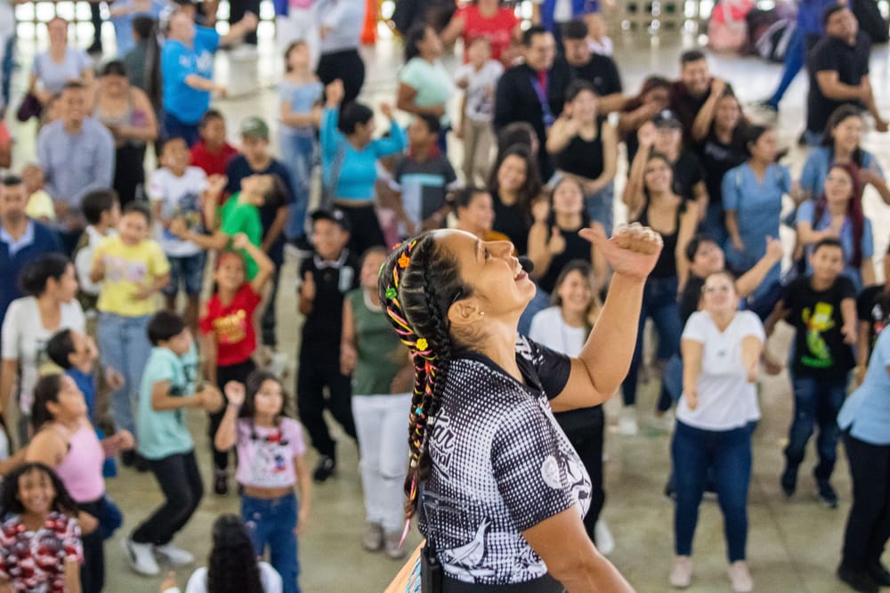 Niños del barrio Colorados se unen por la paz imagen de la publicación
