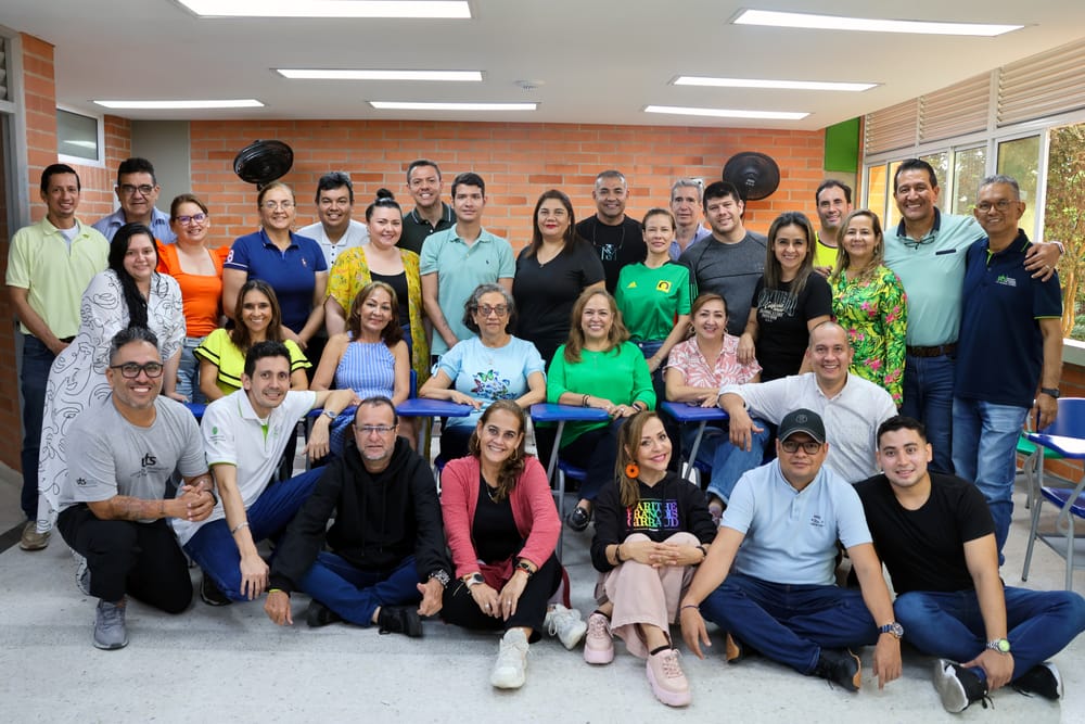 Innovador taller de Lengua de Señas en las UTS fomenta la inclusión y accesibilidad imagen de la publicación