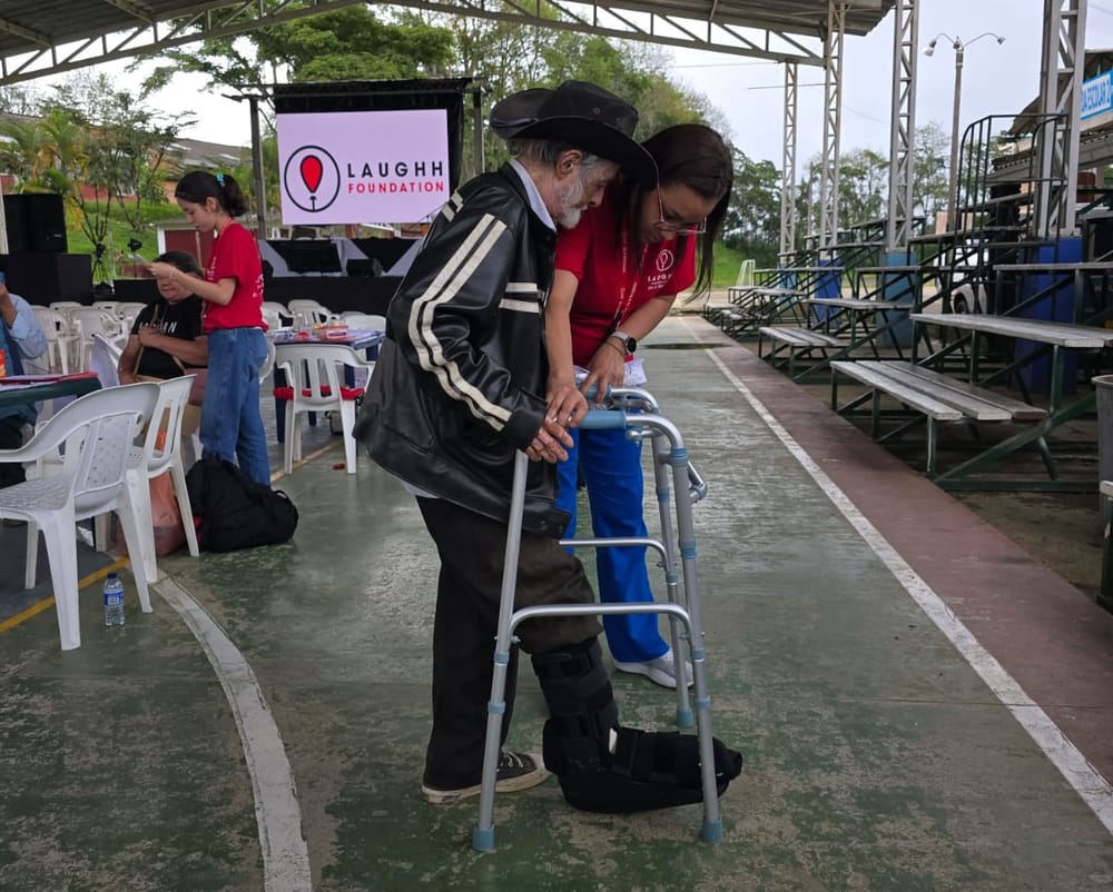 UDES y Laughh Foundation aportan salud y cuidado en veredas de Santander imagen de la publicación