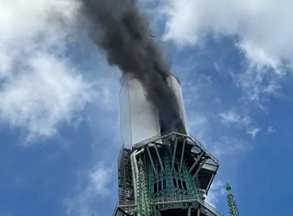 VIDEO. Incendio afecta la catedral Notre Dame imagen de la publicación
