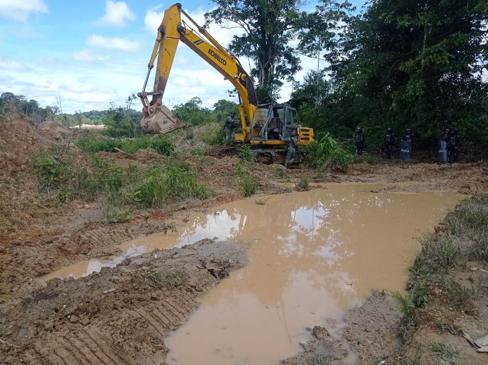 Destruyen maquinaria para minería ilegal valorada en nueve mil millones imagen de la publicación