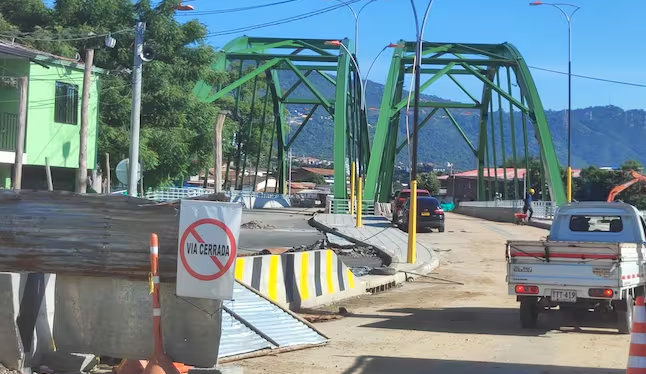 Girón estrenará 'puentes gemelos' para mejorar la movilidad imagen de la publicación