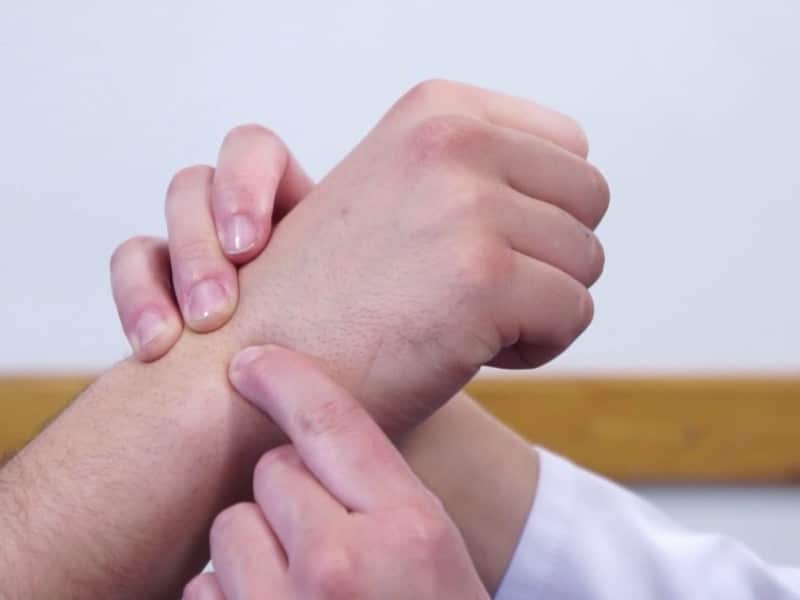 ¿Sufre dolor en las manos? Prevención y tratamiento del síndrome del túnel carpiano y la tendinitis imagen de la publicación