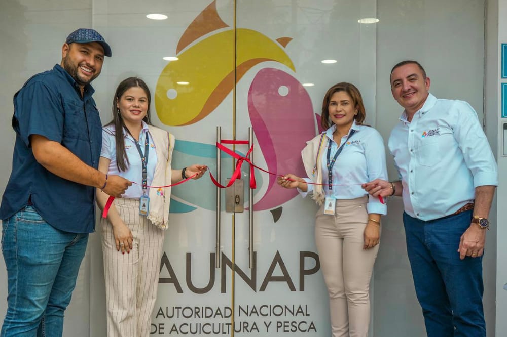 Pescadores artesanales de Barrancabermeja celebran apertura de nueva sede imagen de la publicación
