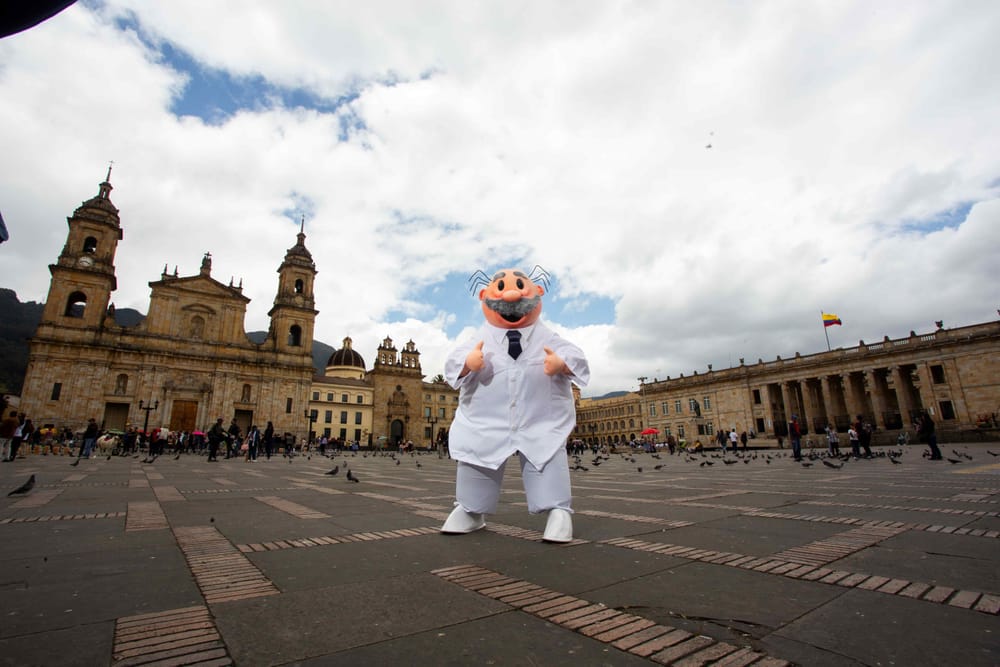 Droguerías del Dr. Simi abre sus puertas en Bogotá imagen de la publicación