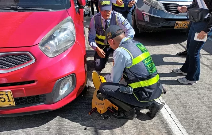 Alta sanción por mal parqueo en Floridablanca durante el inicio del operativo imagen de la publicación