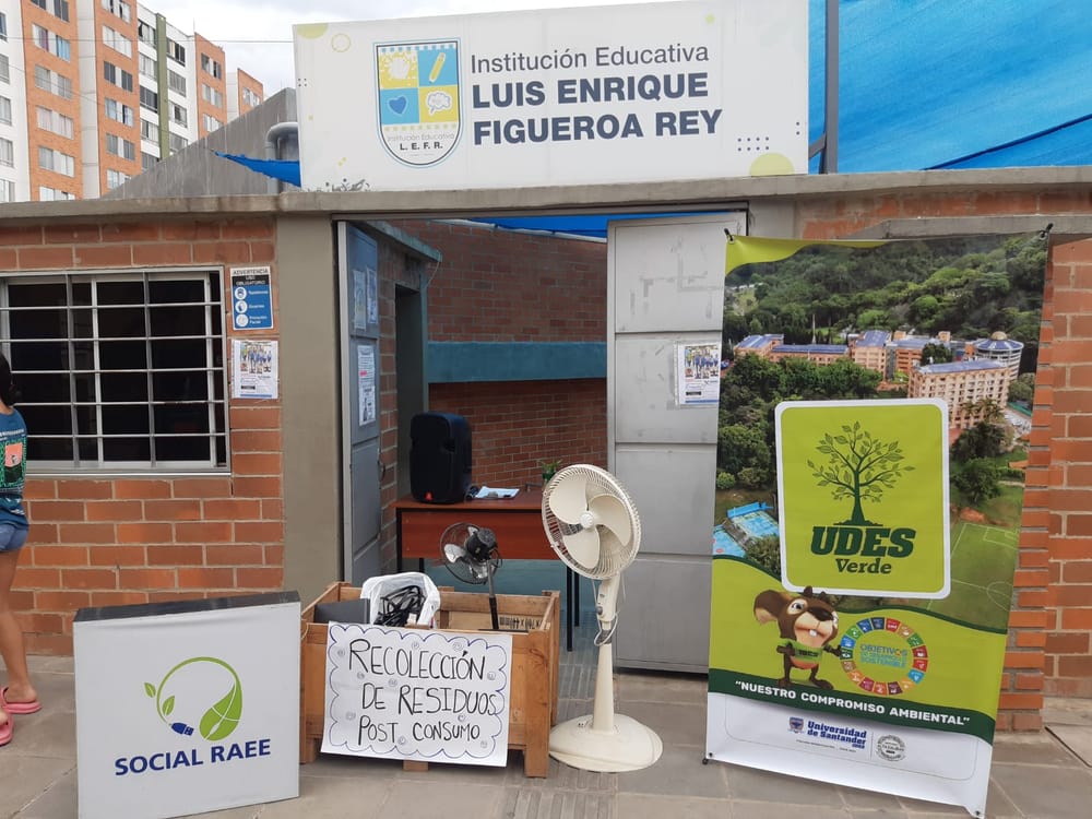 Jóvenes de Piedecuesta lideran jornada de recolección de residuos posconsumo imagen de la publicación