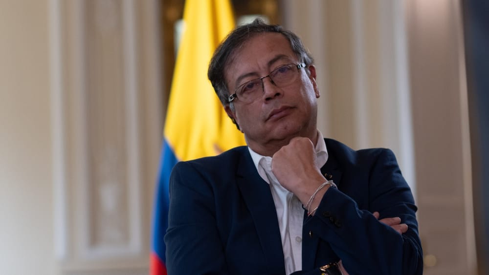 CNE aplaza votación sobre cargos a Petro por supuesta violación de topes de financiación electoral imagen de la publicación