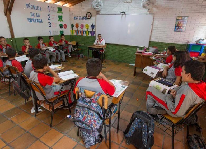 Crisis educativa en Colombia: Ataques a escuelas aumentan un 17% en 2024 imagen de la publicación