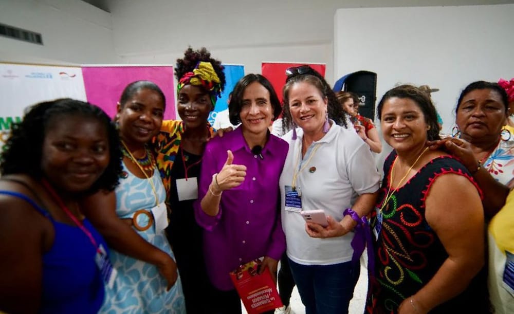 Equidad de género y justicia ambiental: Mujeres trazan su rol en la COP16 imagen de la publicación