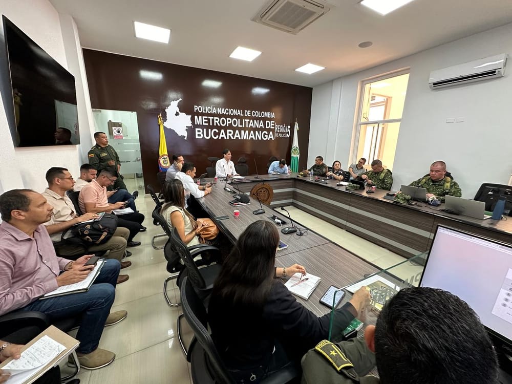 Autoridades de Santander piden garantizar paso de vehículos esenciales durante bloqueos imagen de la publicación