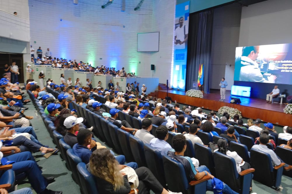 4.678 bolivarenses podrán acceder a cursos digitales gratuitos imagen de la publicación