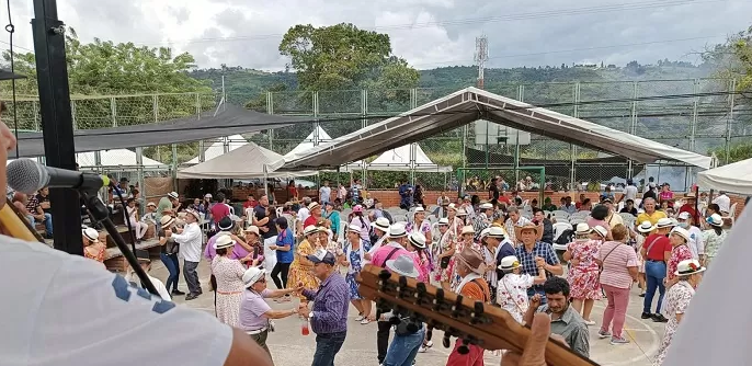 Ruitoque Bajo celebró su tradición con el Festival de Música Campesina imagen de la publicación