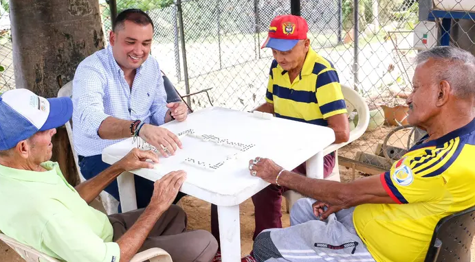 Atención integral y actividades recreativas para adultos mayores en Floridablanca imagen de la publicación