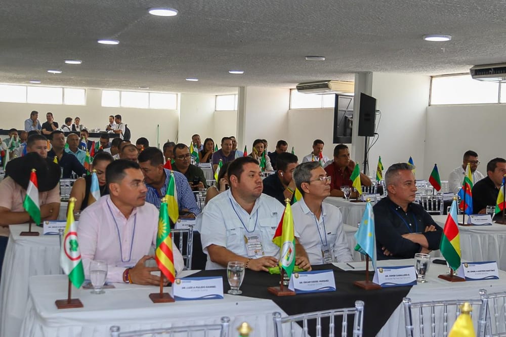 Alcaldes de Santander acuerdan proyectos durante encuentro con el gobernador imagen de la publicación