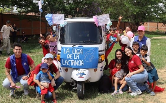 Lactancia materna y paz, en comparsa por Los Colorados imagen de la publicación