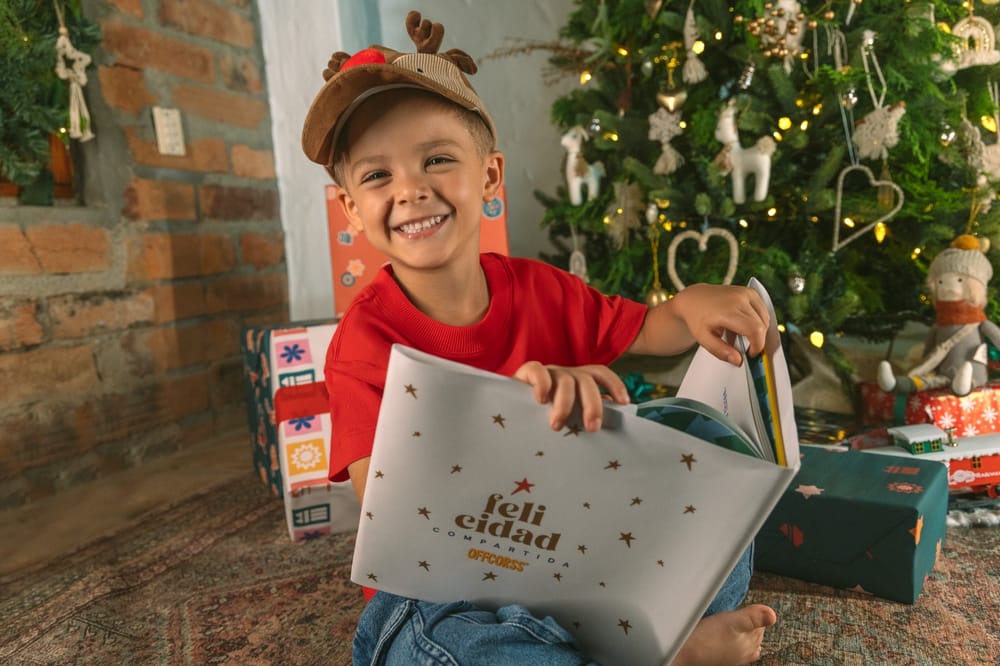 “Felicidad compartida”: La apuesta de OFFCORSS para vestir la Navidad colombiana imagen de la publicación