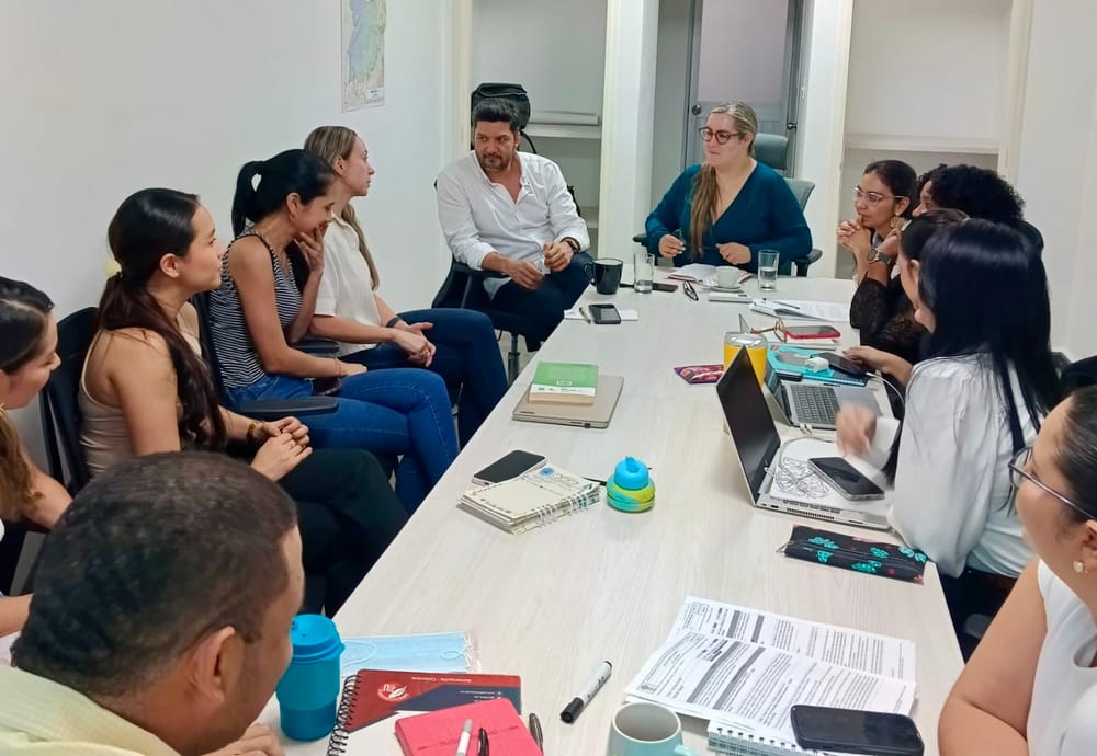 Fortalecen estrategias para agilizar restitución de tierras en Magdalena Medio imagen de la publicación