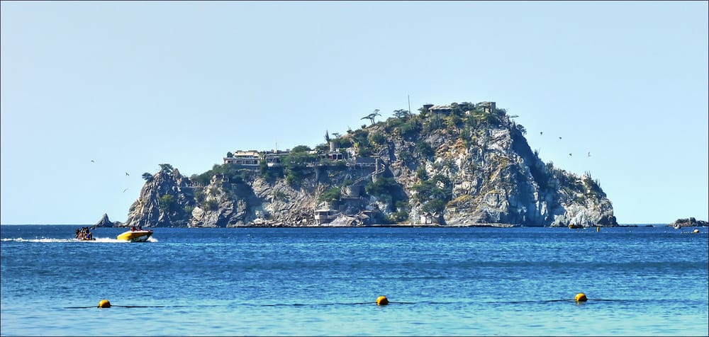 La increíble historia del Morro de Santa Marta: un particular se lo quiso apropiar y ahora su familia pide indemnización imagen de la publicación