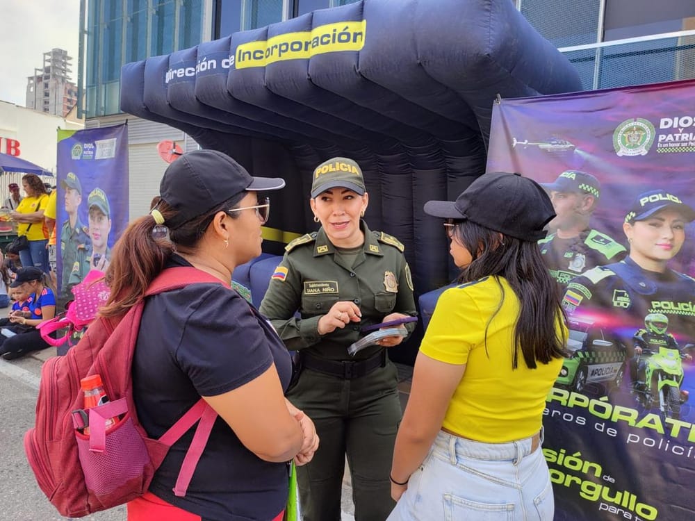 Subintendente Diana Niño ejemplo de la Policía en el Día de la Mujer imagen de la publicación
