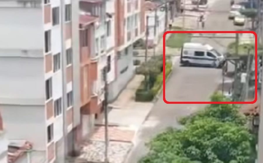 Sospechoso paquete ‘bomba’ en Bucaramanga era basura imagen de la publicación