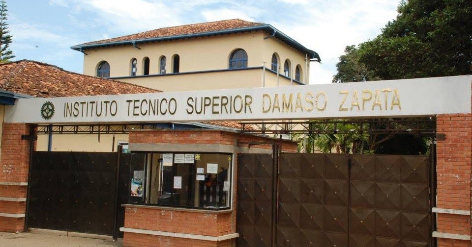 Movilización en defensa del auditorio del Instituto Técnico Superior Dámaso Zapata imagen de la publicación