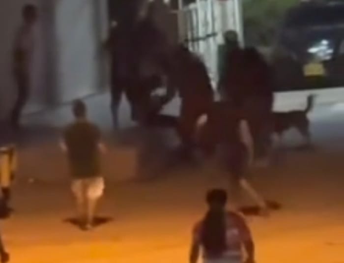Hasta menores de edad en violenta riña a machete en Piedecuesta imagen de la publicación