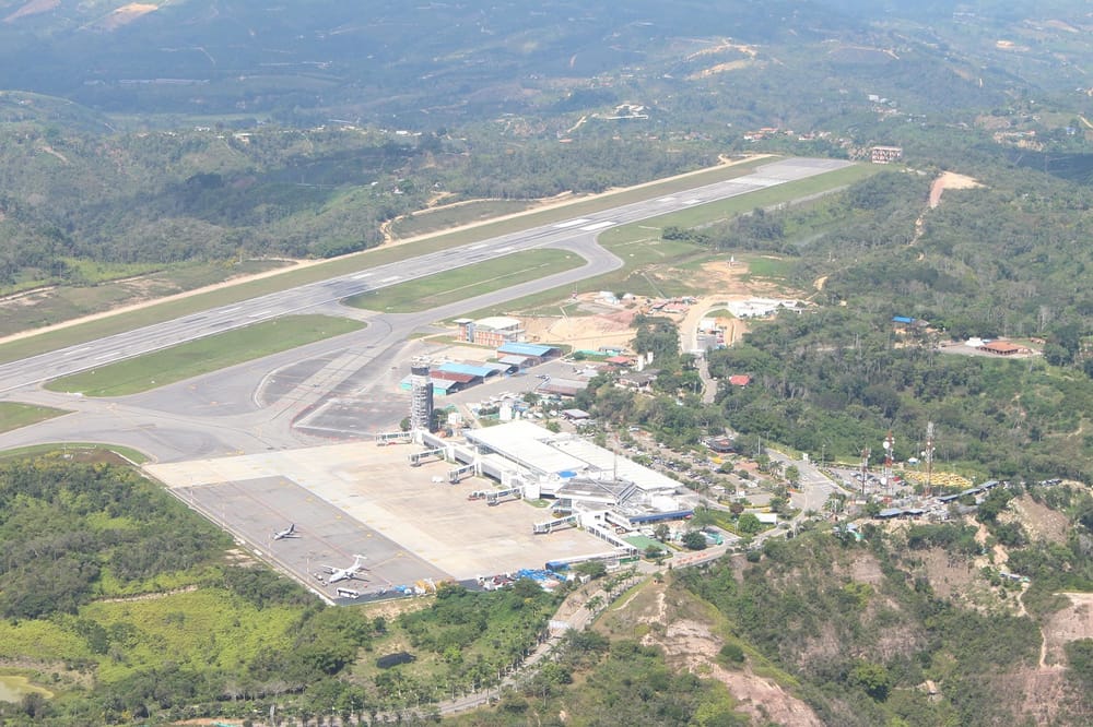 Reanudan búsqueda de desaparecidos en el mirador del aeropuerto Palonegro imagen de la publicación