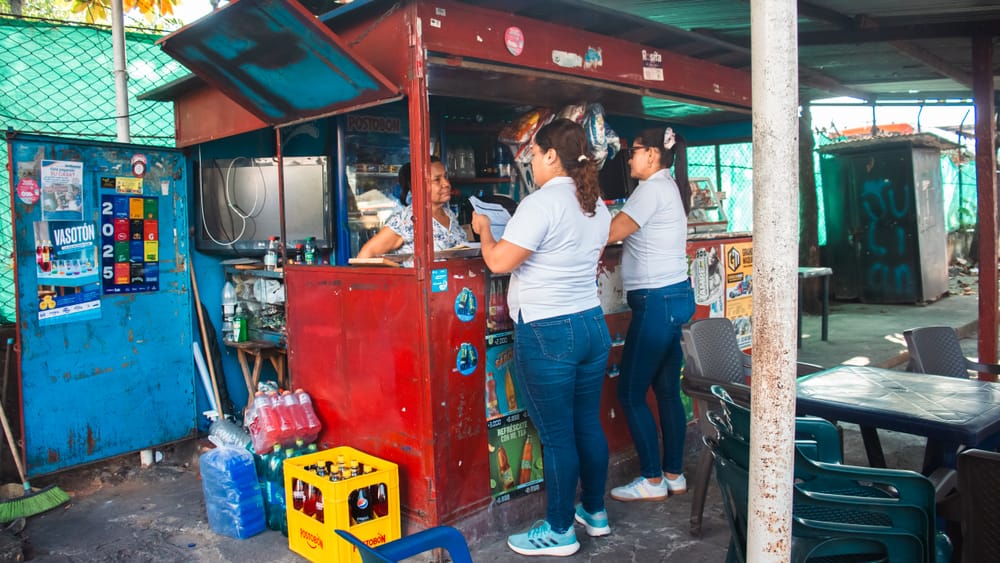 Barrancabermeja busca reubicar vendedoras informales sin afectar su sustento imagen de la publicación