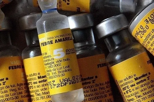 Primera fase de vacunación contra la fiebre amarilla empezará con 700 mil colombianos imagen de la publicación
