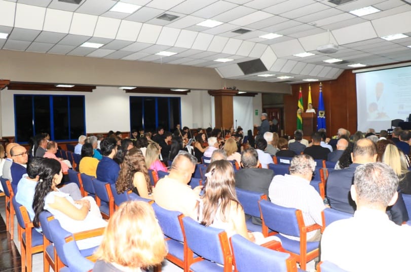 UDES rinde homenaje a Rafael Serrano Sarmiento con nueva cátedra institucional imagen de la publicación