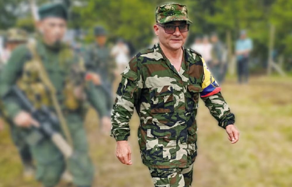 Dentellada a ‘Iván Mordisco’ que huye del asedio militar imagen de la publicación