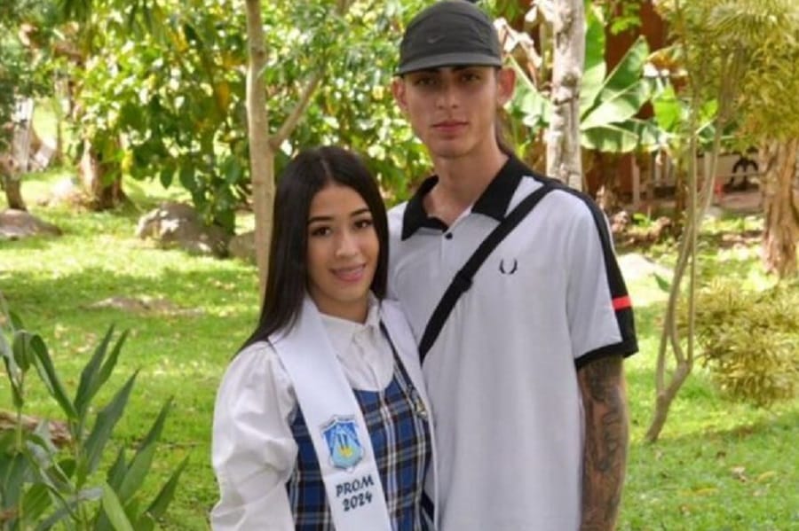 Joven pareja fue embestida en el viaducto García Cadena por una camioneta que huyo del lugar del accidente imagen de la publicación