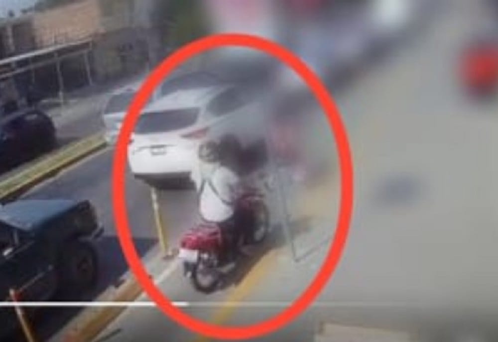Motociclista atropelló a una niña de cinco años y huye del lugar imagen de la publicación