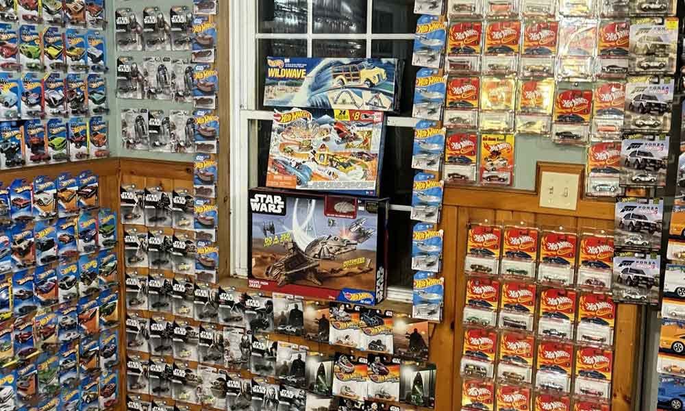 Coleccionista vende miles de Hot Wheels y Scalextric y gana suficiente para un Tesla imagen de la publicación