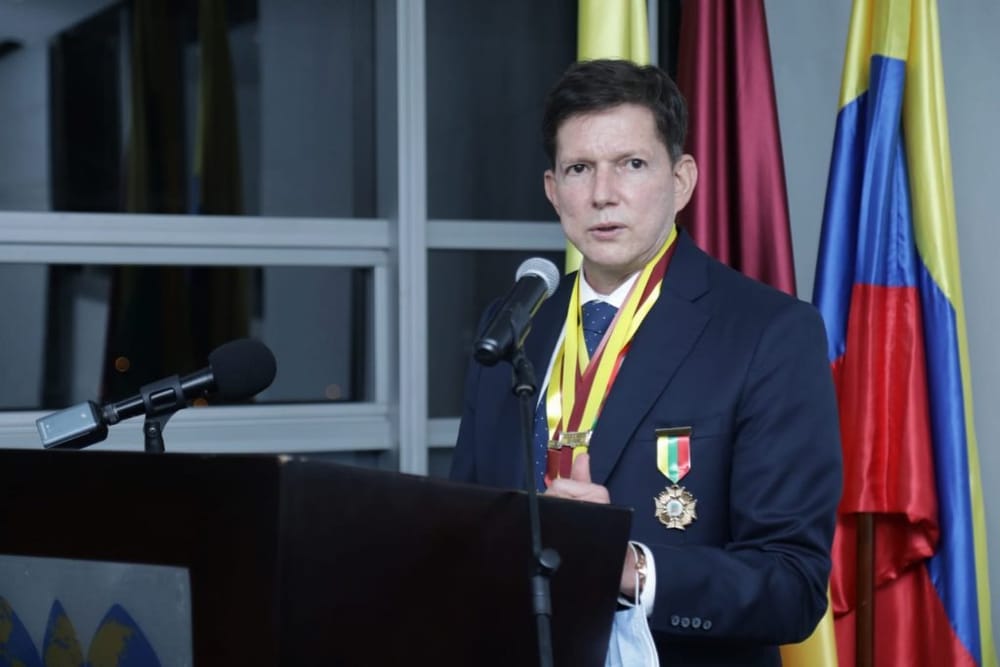 “Si no hay una alianza en la derecha, corremos el riesgo de perpetuar la izquierda”: exministro de Justicia Wilson Ruiz imagen de la publicación