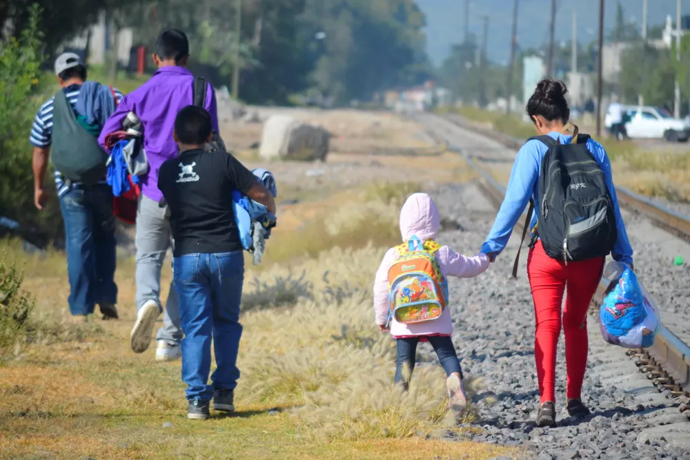Polémica en EE.UU. por deportación de niña estadounidense de dos años a Honduras imagen de la publicación