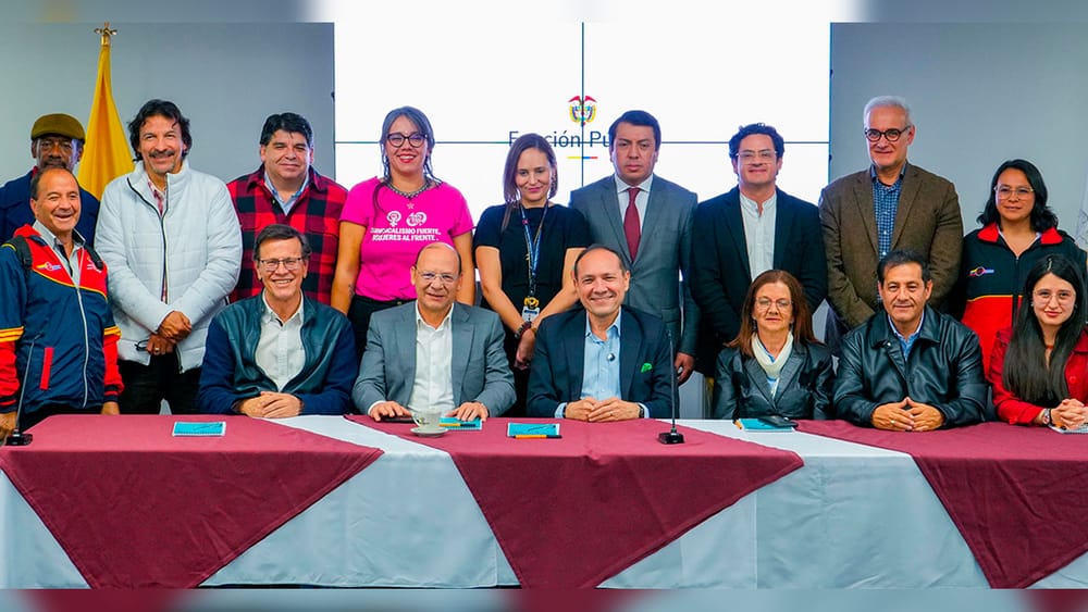 Aumento del 7 % en salario para trabajadores estatales en 2025 imagen de la publicación