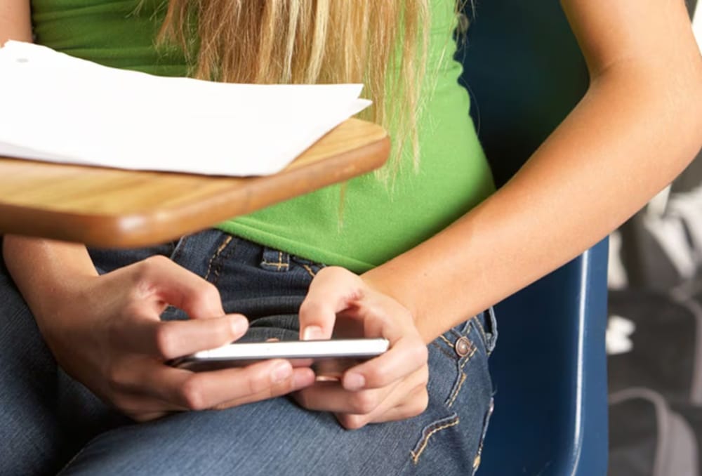 Investigan en Santander presunto caso de acoso sexual de un docente a una menor de 13 años imagen de la publicación