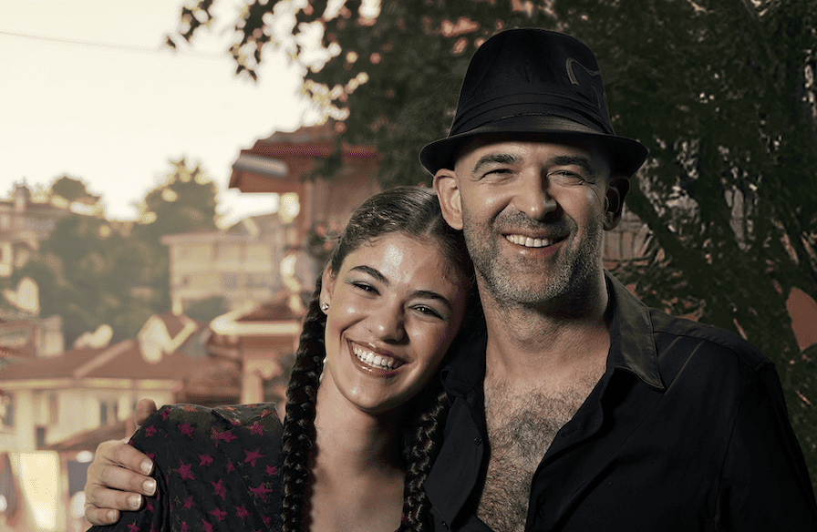 Murat Evgin lanza el álbum oficial de la banda sonora de la serie Elif imagen de la publicación