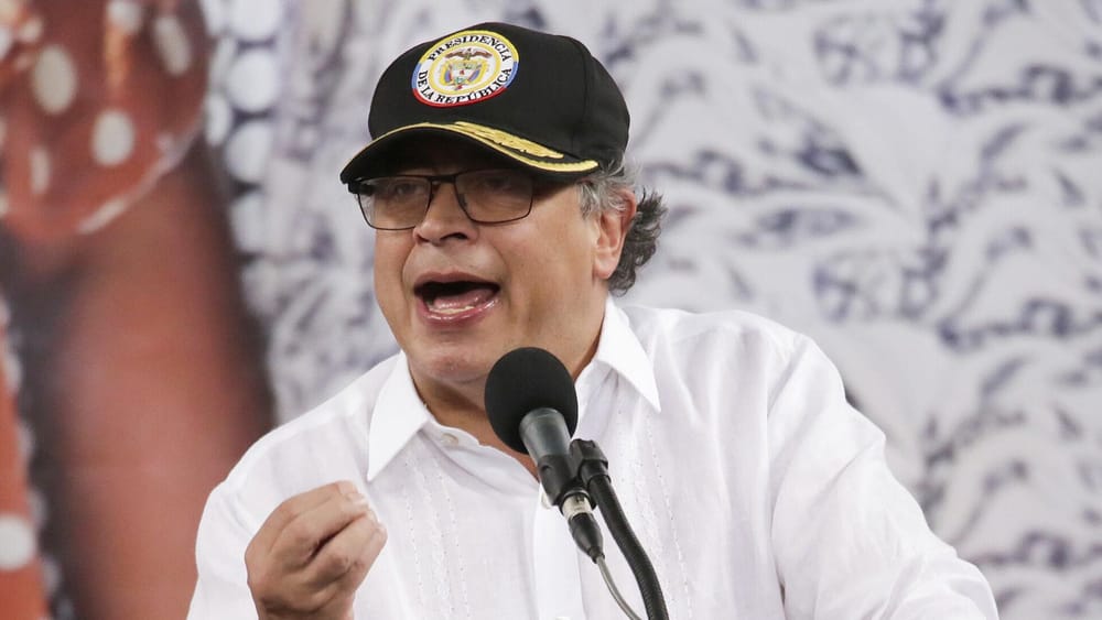 Tras decisión del Consejo de Estado de suspender decreto de la Consulta Popular, Petro se declara víctima de complot político imagen de la publicación