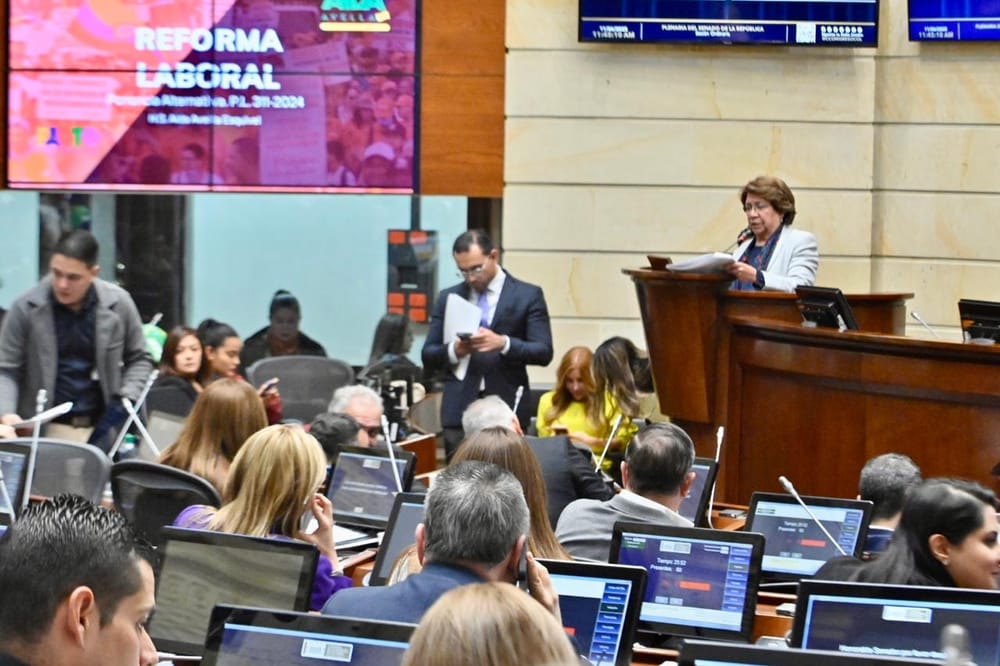 Senado retomó estudio de reforma laboral en último debate este miércoles imagen de la publicación