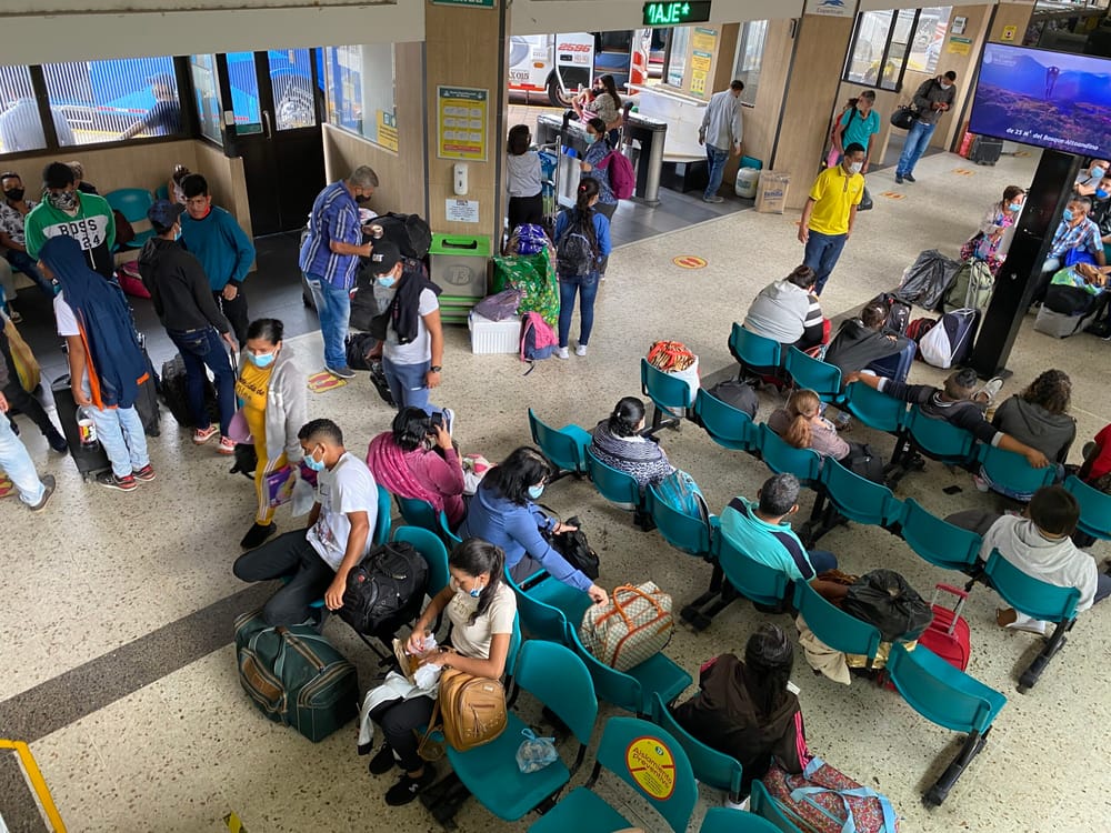 Importante movimiento de pasajeros en la Terminal de Bucaramanga en este Puente de Corpus Cristi imagen de la publicación